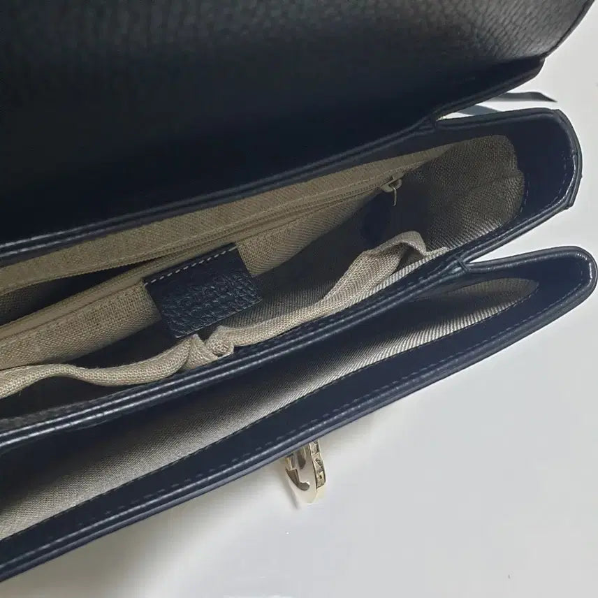 [BUNJANG] Gucci Interlocking Top Handle Bag Black (Small/Medium) / [파워정품] 구찌 인터로킹 탑 핸들백 탑핸들 크로스백 블랙 스몰 미듐 미