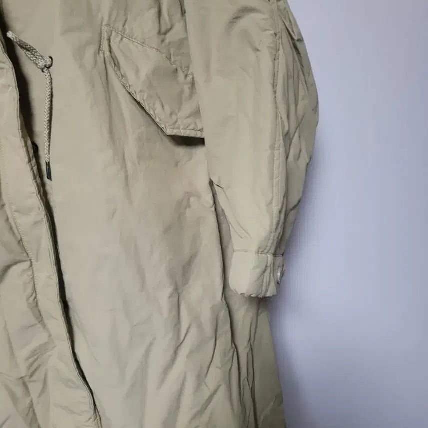 [BUNJANG] Beige Long Coat with Waist String / 프리 사이즈 베이지색 롱 코트예요허리 스트링 있어요 약간 속누빔있어요