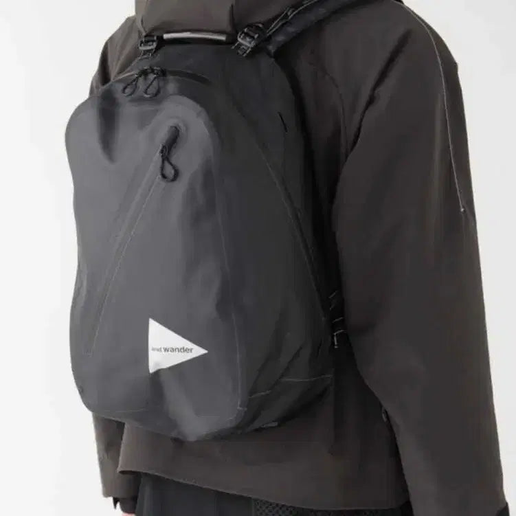 [BUNJANG] and wander Waterproof Daypack 20L / 앤드원더 워터프루프 데이팩 20L
