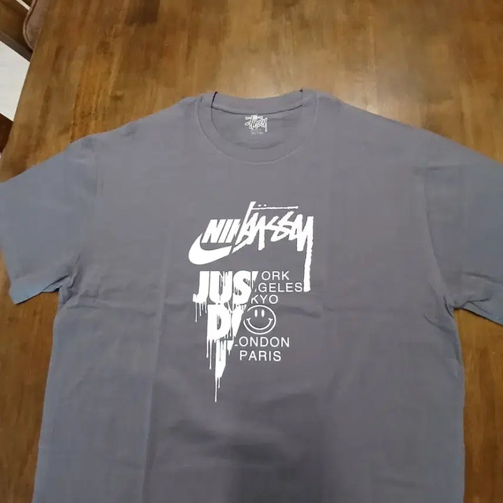[BUNJANG] Stussy Nike Collaboration Gray T-shirt / 스투시 나이키 콜라보 반팔 티셔츠