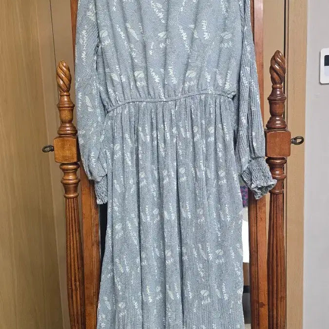 [BUNJANG] CHICHERA Floral Print Pleated Long Chiffon Dress / 잔꽃패턴 쉬폰 플리츠 롱 원피스(55-66)
