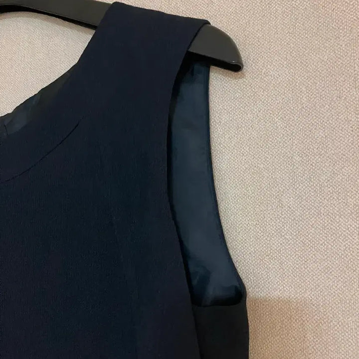 [BUNJANG] The Izzat Dark Navy Pleated Dress / 더아이잗 원피스 55 착샷