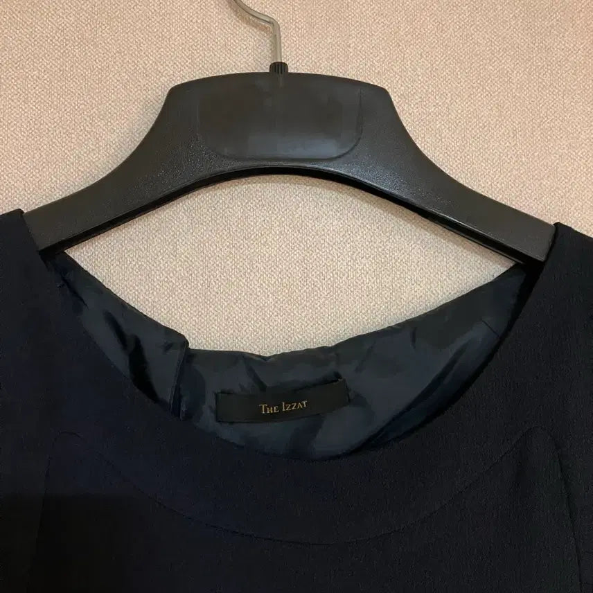 [BUNJANG] The Izzat Dark Navy Pleated Dress / 더아이잗 원피스 55 착샷