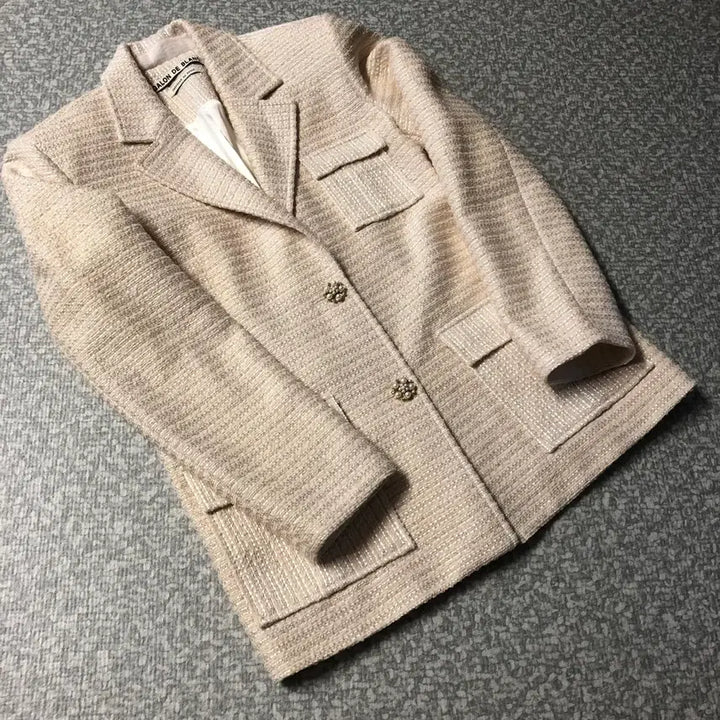 [BUNJANG] Galon de Blanc Pearl Embellished Tweed Jacket / 갈롱드블랑 진주 보석 쥬얼 단추 트위드 자켓 올드머니룩