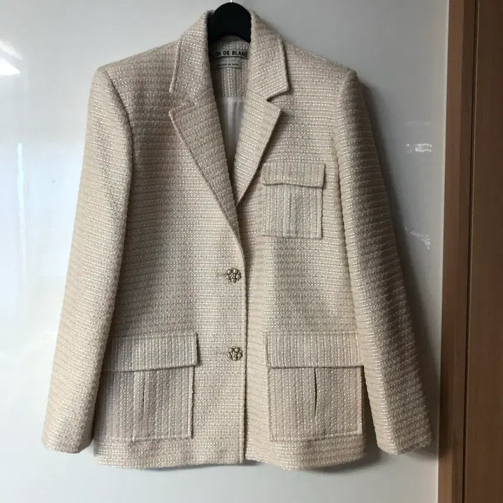[BUNJANG] Galon de Blanc Pearl Embellished Tweed Jacket / 갈롱드블랑 진주 보석 쥬얼 단추 트위드 자켓 올드머니룩