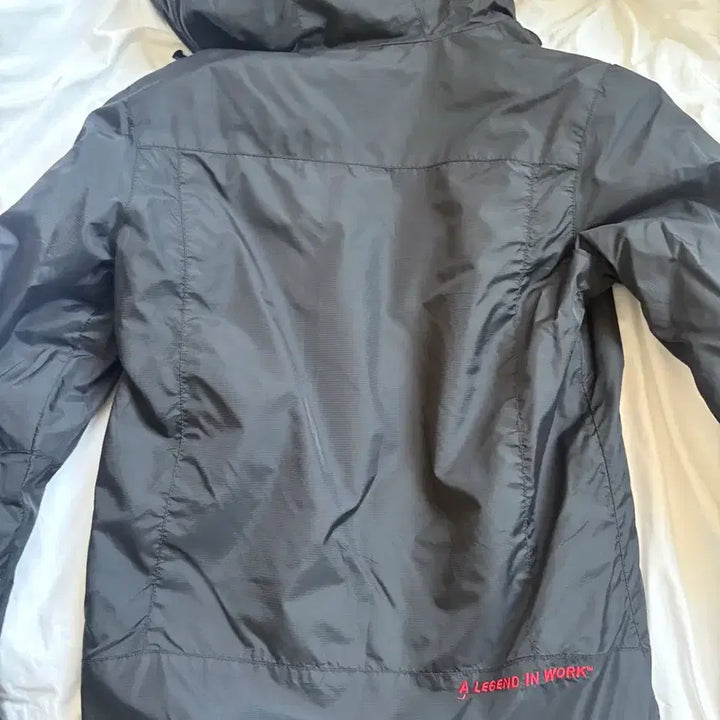 [BUNJANG] Dickies Slim Fit Windbreaker Jacket / 디키즈 딱붙핏 바람막이