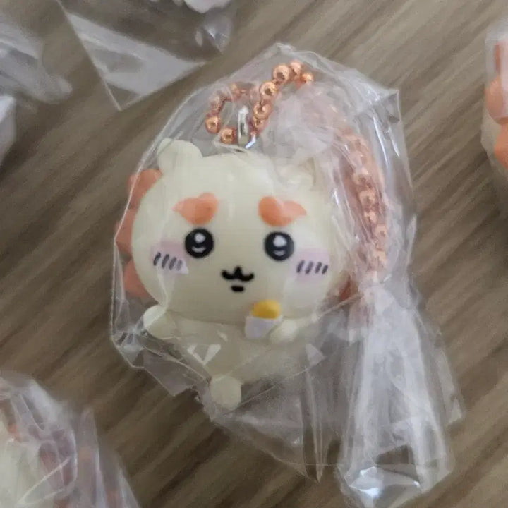 [BUNJANG] Chiikawa Biscuit Keyring / 치이카와 비스킷 키링  시사