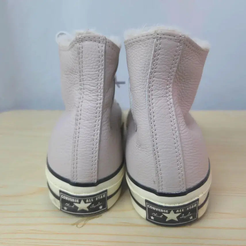 [BUNJANG] Converse Chuck Taylor Leather All Star High Sneakers / 250 컨버스 척테일러 가죽 올스타 하이 스니커즈 운동화