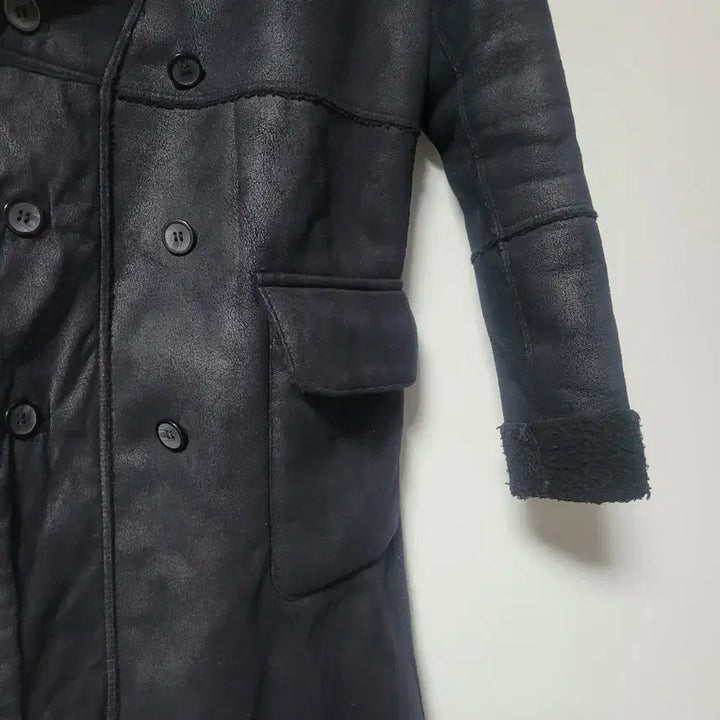 [BUNJANG] SUGI Black Mouton Coat / SUGI 브랜드의 블랙 무스탕 코트예요부드러운 양털 안감