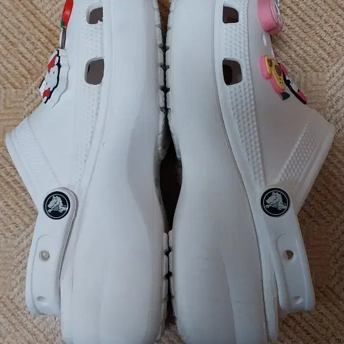 [BUNJANG] Crocs Classic Platform Sandals W7 / 크록스 클래식 플랫폼 샌들.W7. 240