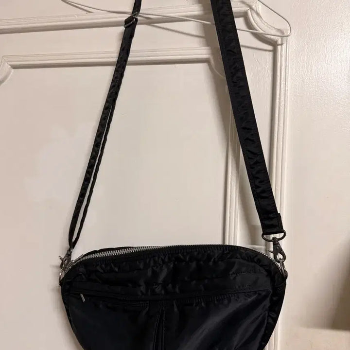 [BUNJANG] Yoshida Porter Vandal Shoulder Bag / 요시다 포터 반달 숄더백