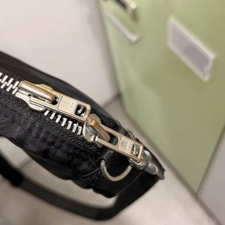 [BUNJANG] Yoshida Porter Vandal Shoulder Bag / 요시다 포터 반달 숄더백