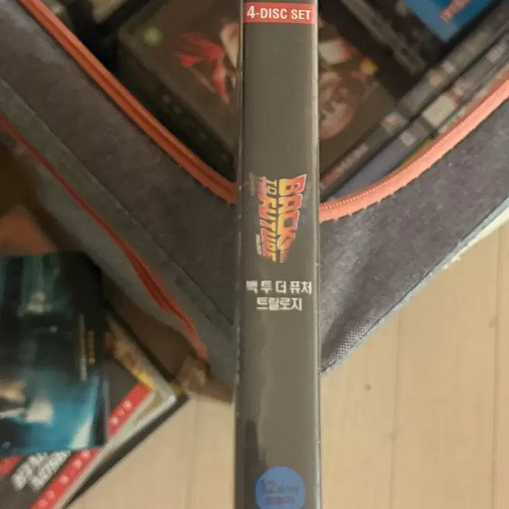 [BUNJANG] Back to the Future Trilogy DVD Box Set / 백투더퓨처 트릴로지 DVD 박스세트 4disc