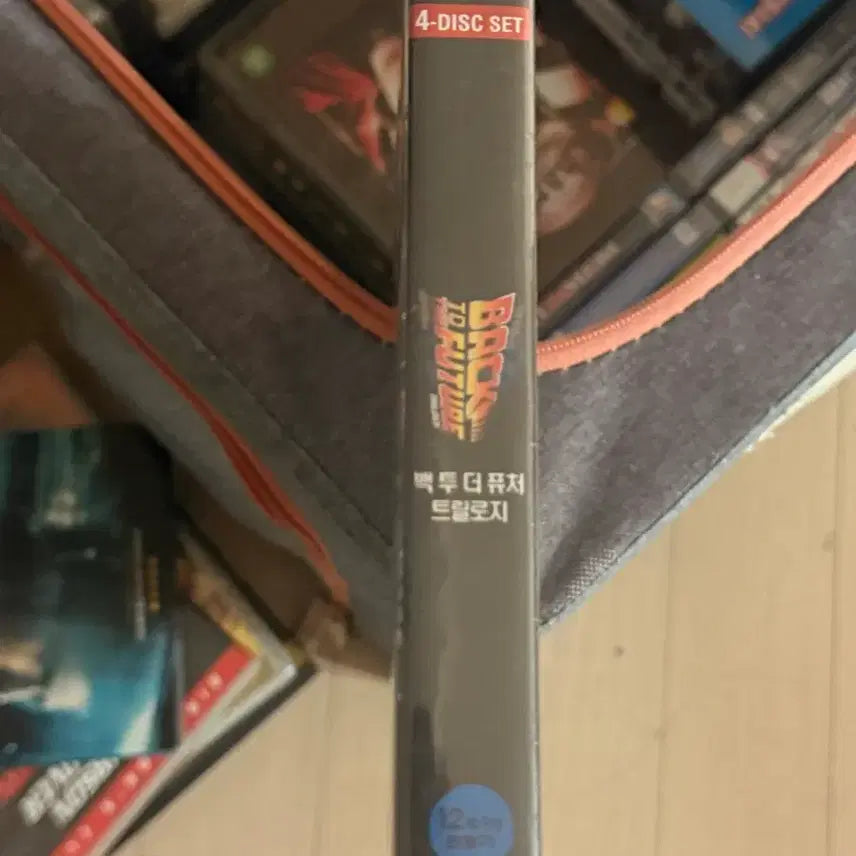 [BUNJANG] Back to the Future Trilogy DVD Box Set / 백투더퓨처 트릴로지 DVD 박스세트 4disc
