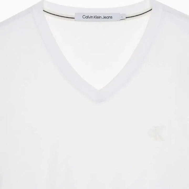 [BUNJANG] Calvin Klein V-neck CK Logo T-shirt / (새제품)켈빈클라인진 브이넥 ck로고 반팔티 L사이즈 팔아요