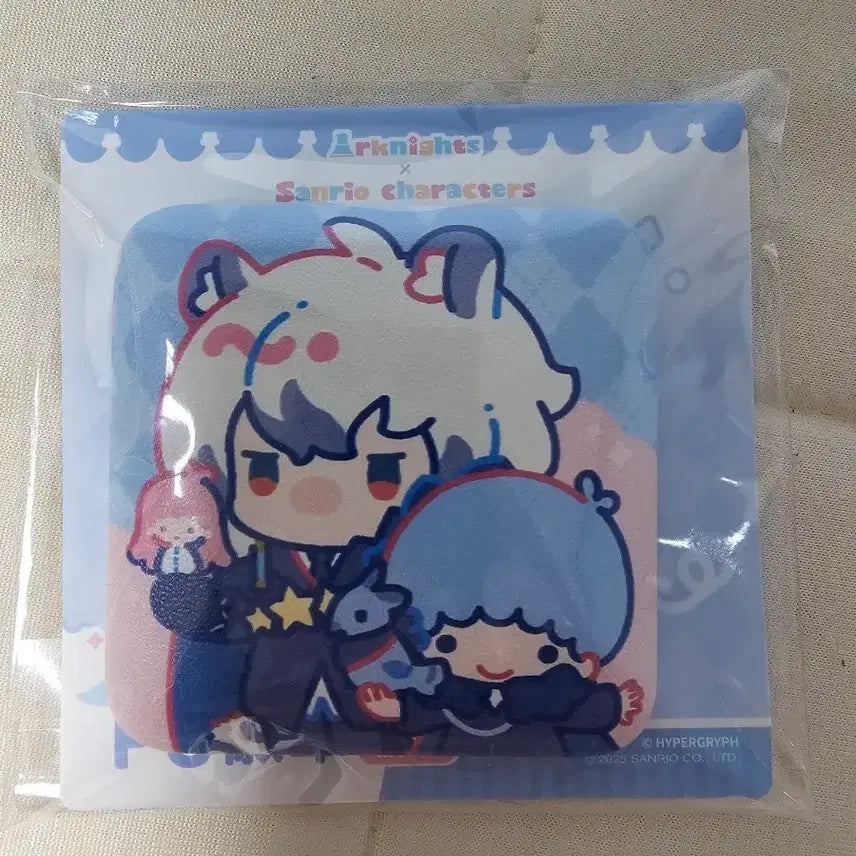 [BUNJANG] Arknights Sanrio SilverAsh Cushion Badge / 명일방주 산리오콜라보 쿠션 뱃지 (실버애쉬)