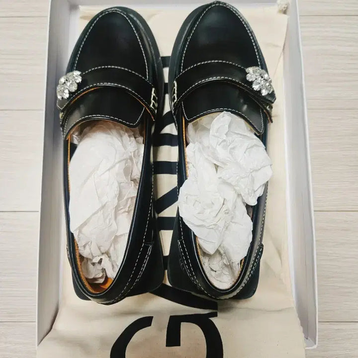 [BUNJANG] GANNI Crystal Leather Loafers (Size 35) / 새제품 가니 GANNI 크리스털 가죽 구두 225 size35