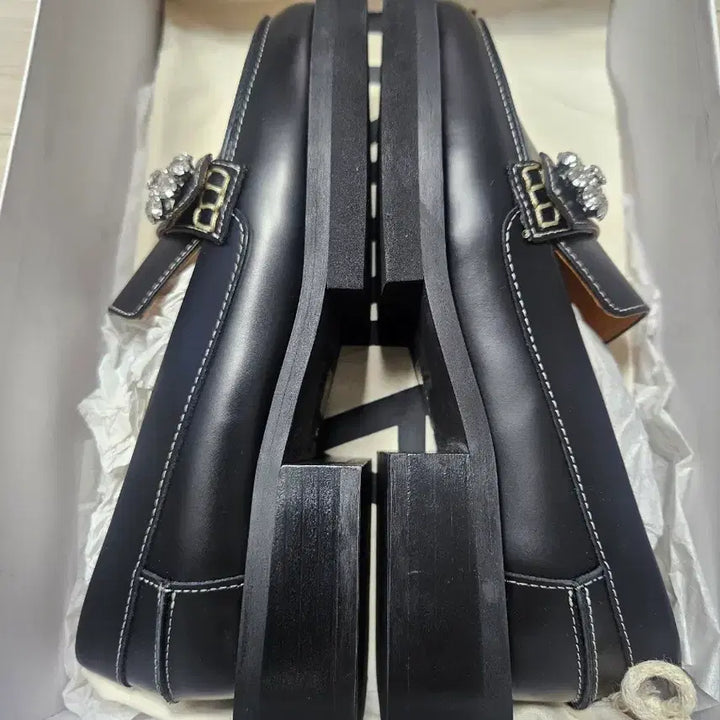 [BUNJANG] GANNI Crystal Leather Loafers (Size 35) / 새제품 가니 GANNI 크리스털 가죽 구두 225 size35
