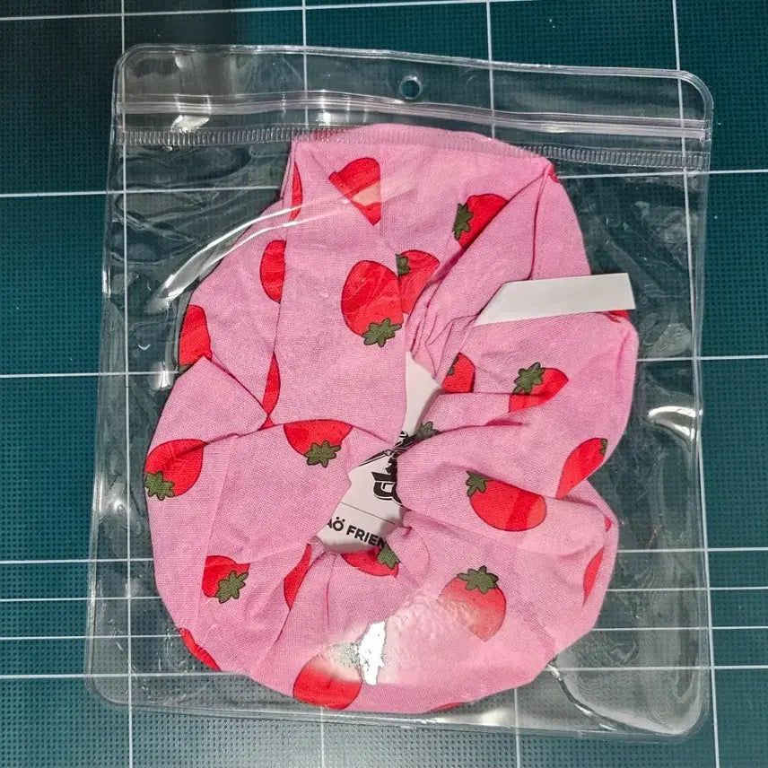 [BUNJANG] Eun Soul x SPAO Strawberry Scrunchie / 은혼 스파오 딸기 스크런치 머리끈 미개봉