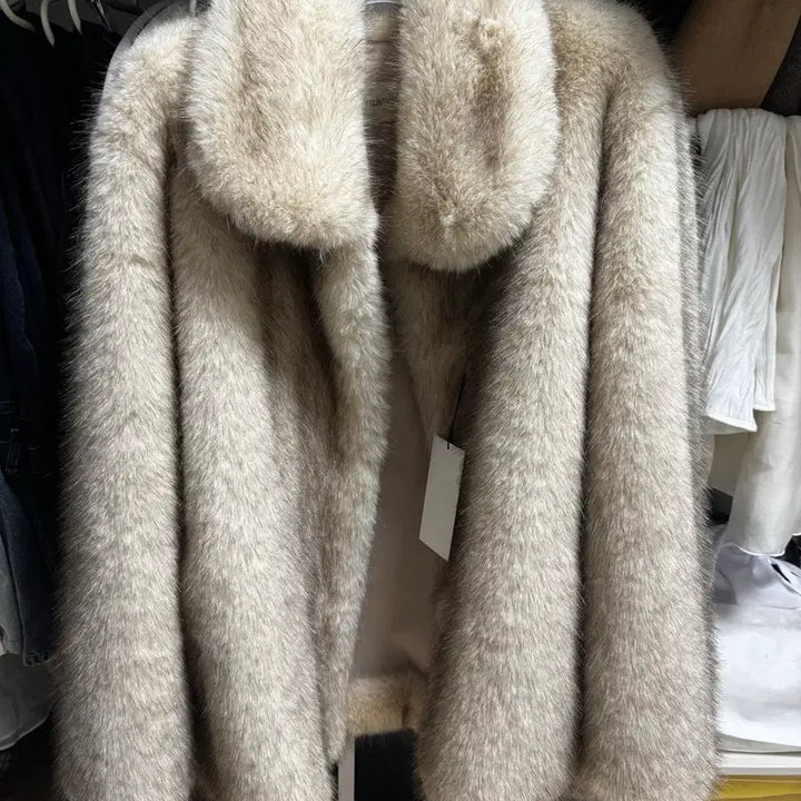 [BUNJANG] Selly and Lyon Blair Faux Fur Jacket / 셀리앤리옹 블레어 퍼 자켓