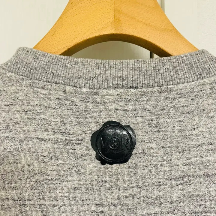[BUNJANG] Viktor &amp; Rolf Crewneck Sweatshirt L / VIKTOR&amp;ROLF 빅터앤롤프 맨투맨