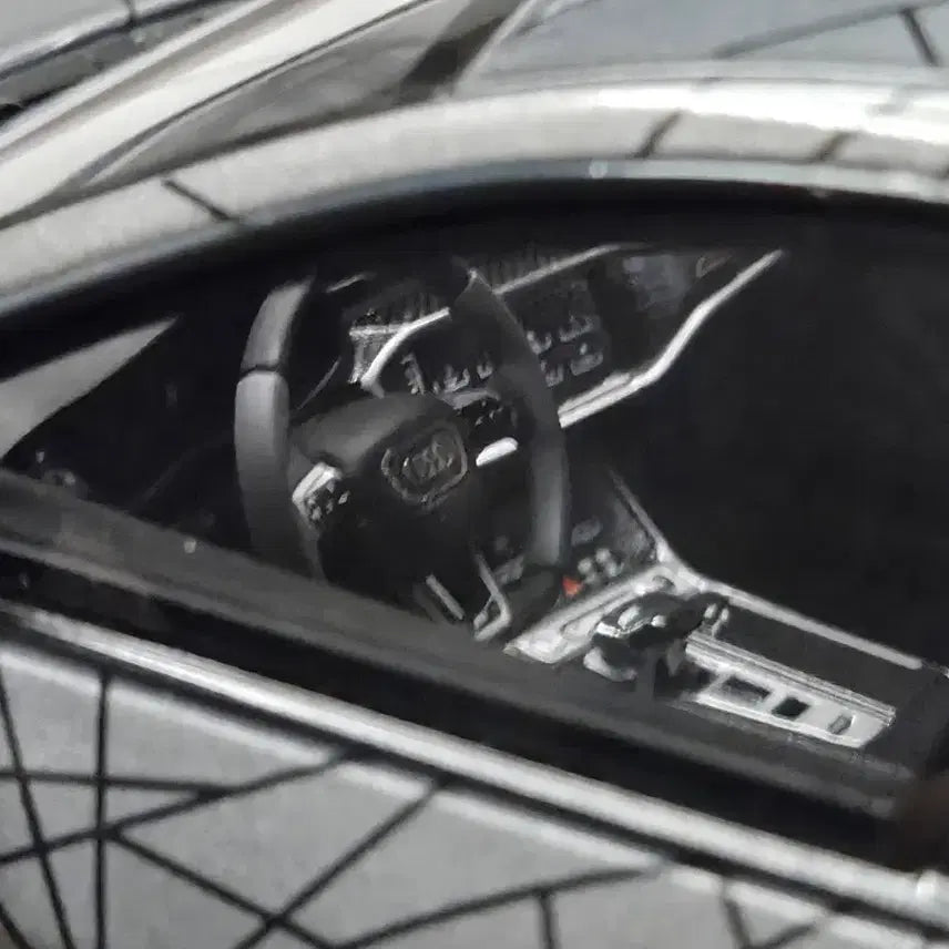 [BUNJANG] GT Spirit Audi ABT RS 1:18 Scale Model / 1:18 GT 스피릿 아우디 ABT RS 지티스피릿
