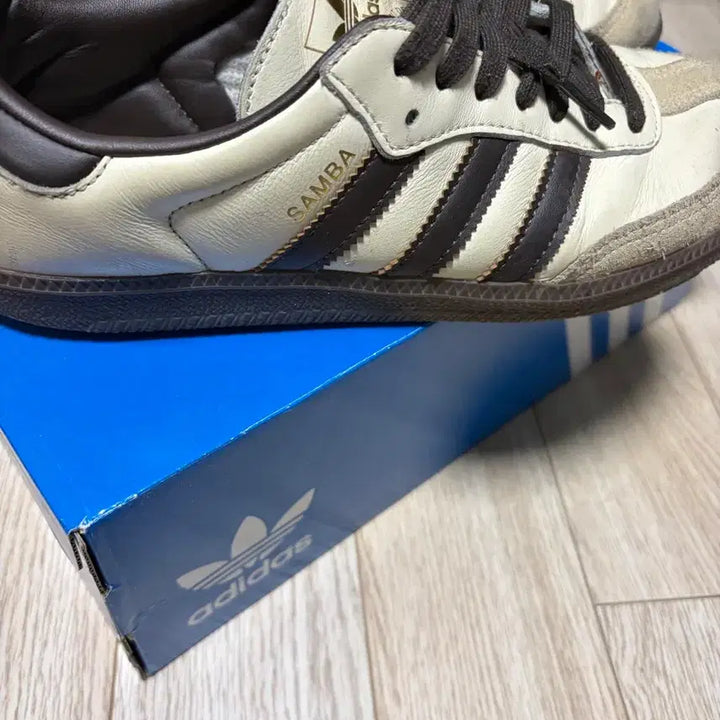 [BUNJANG] Adidas Samba OG Cream White Dark Brown Sneakers / 아디다스 삼바 OG 크림 화이트 다크 브라운 260