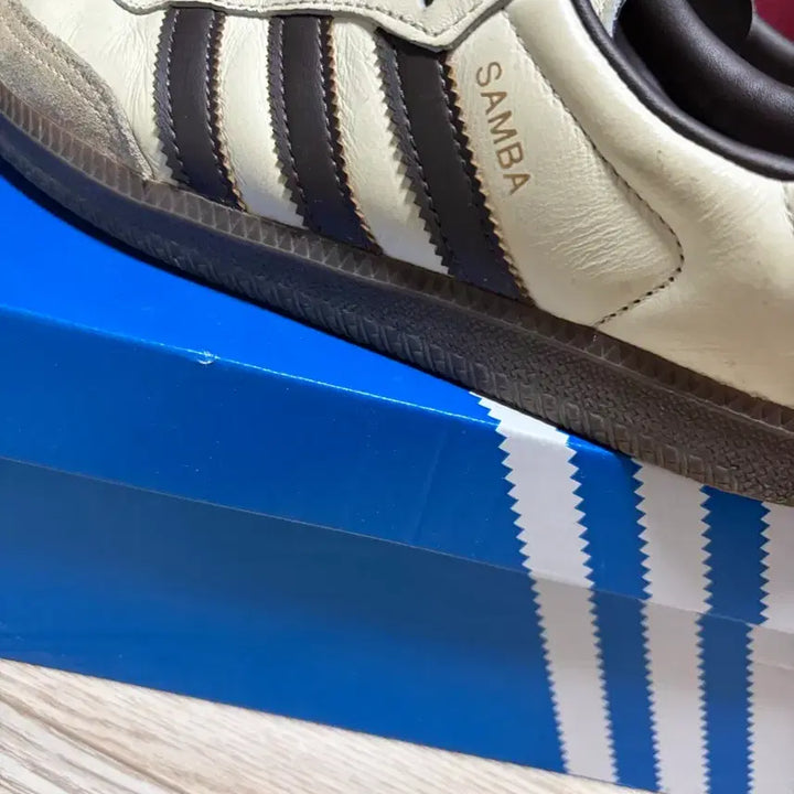[BUNJANG] Adidas Samba OG Cream White Dark Brown Sneakers / 아디다스 삼바 OG 크림 화이트 다크 브라운 260