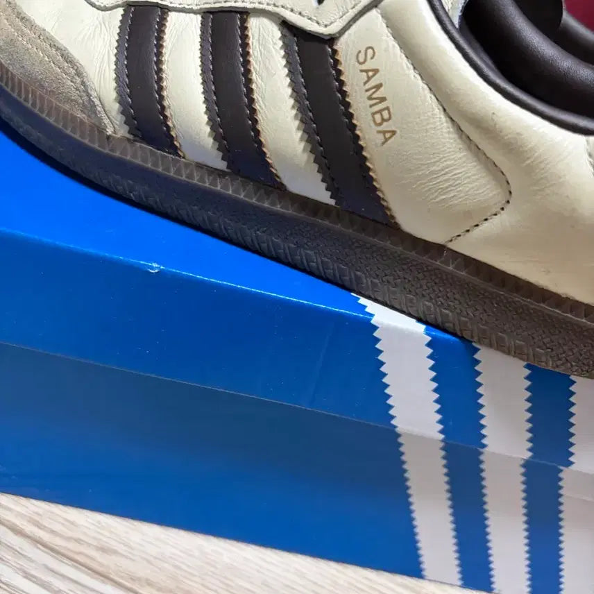 [BUNJANG] Adidas Samba OG Cream White Dark Brown Sneakers / 아디다스 삼바 OG 크림 화이트 다크 브라운 260