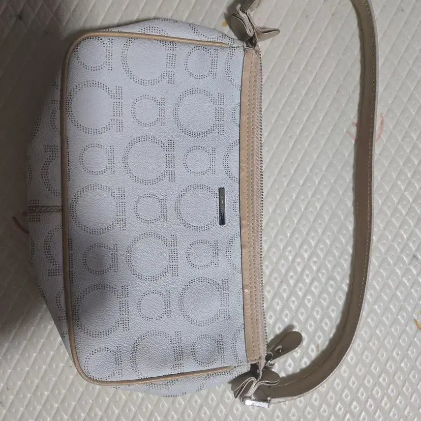 [BUNJANG] Salvatore Ferragamo Gancini Mini Shoulder Bag / 페레가모 정품 간치니 미니백
