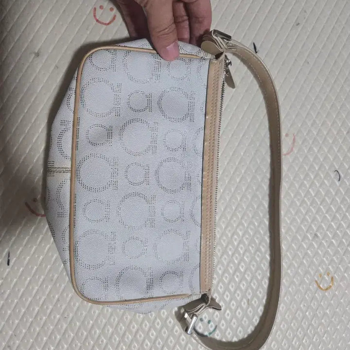 [BUNJANG] Salvatore Ferragamo Gancini Mini Shoulder Bag / 페레가모 정품 간치니 미니백