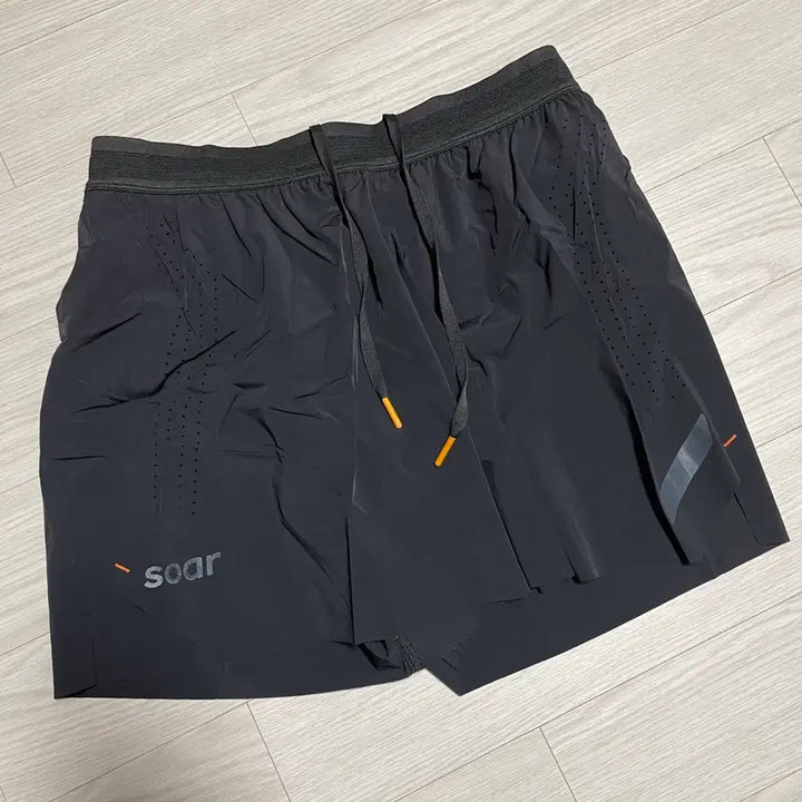 [BUNJANG] Soar Running Shorts 5.0 Inch Black (Internal Briefs) - Size M / soar 소어 러닝 쇼츠 5.0인치 블랙 M (이너 브리프)