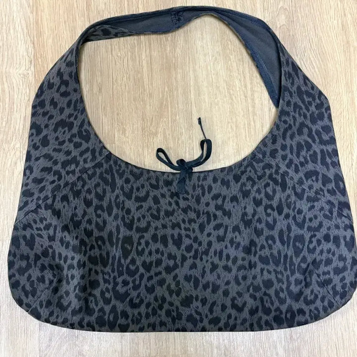 [BUNJANG] Have a Whale Leopard Bag / 해브어웨일 레오파드백