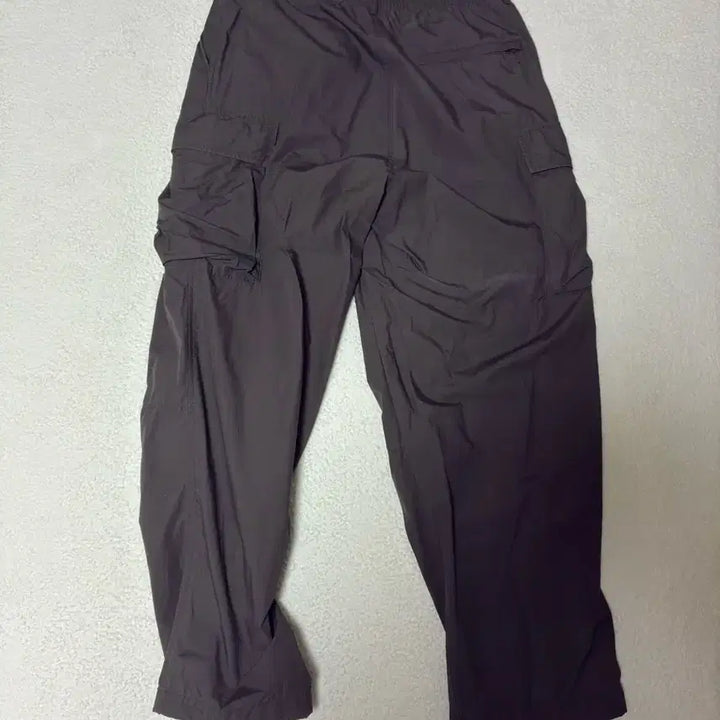 [BUNJANG] Uniqlo Wide Fit Cargo Pants Dark Brown L / 유니클로 와이드핏카고팬츠 다크브라운 L