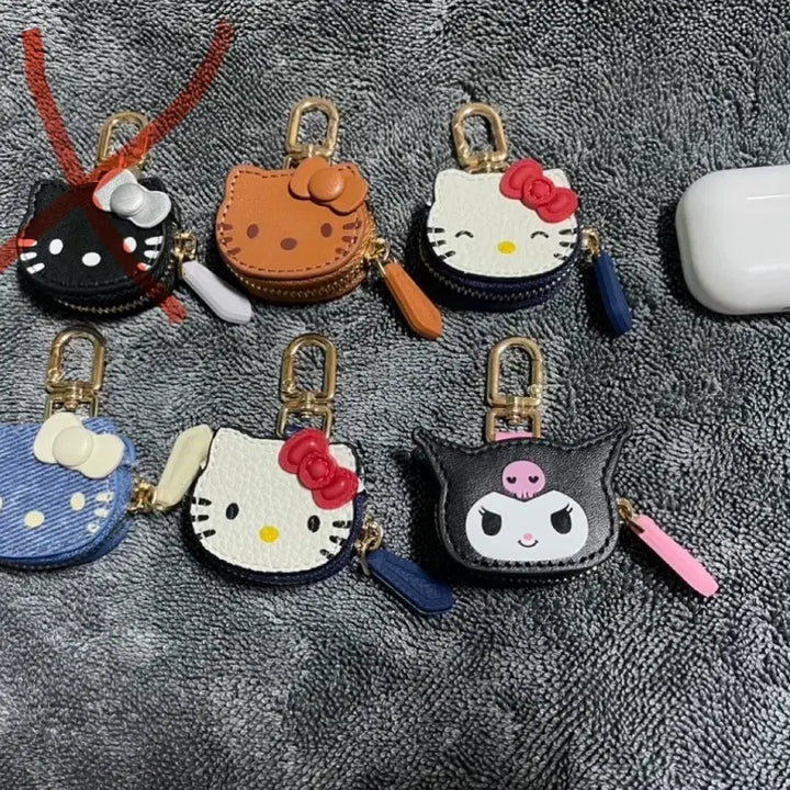 [BUNJANG] Hello Kitty &amp; Kuromi Keychain Coin Purse / 다양한 디자인 헬로키티와 쿠로미 키링 겸 동전지갑