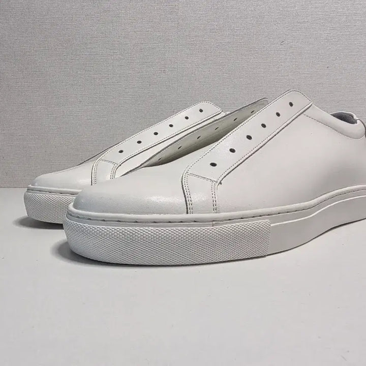 [BUNJANG] Sixfit Real Leather White Sneakers Size 290 / 식스핏 리얼레더 화이트 스니커즈 290