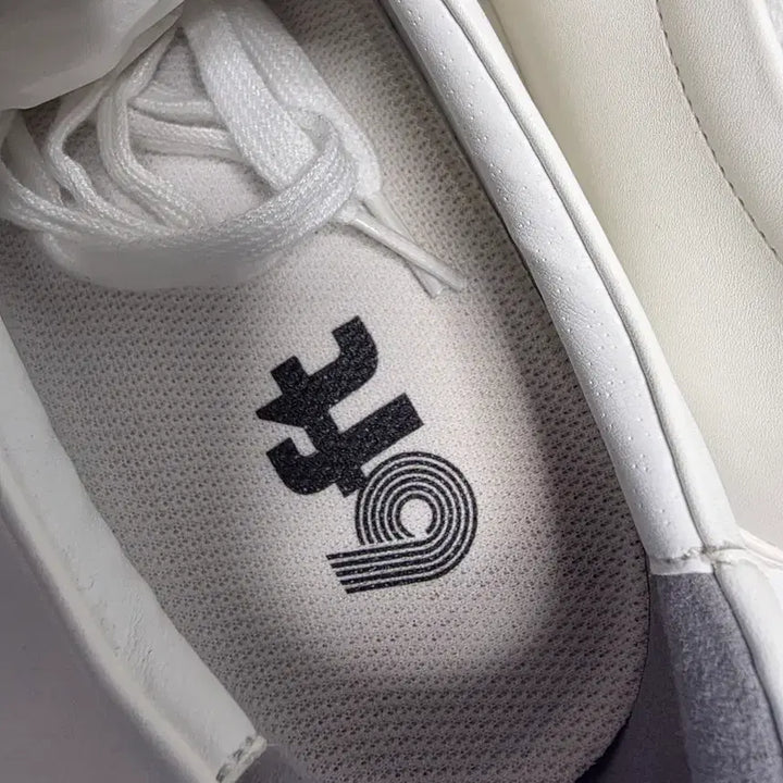 [BUNJANG] Sixfit Real Leather White Sneakers Size 290 / 식스핏 리얼레더 화이트 스니커즈 290