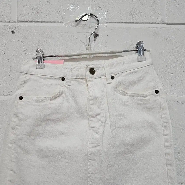 [SOLD OUT] S,M사이즈 뒷트임 화이트진 스커트(9245)