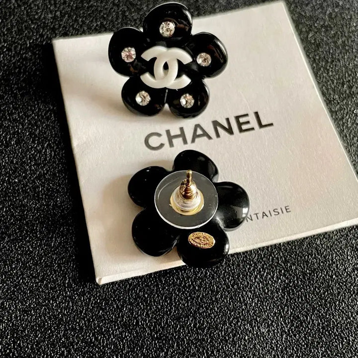 [BUNJANG] Chanel Flower Cubic Earrings / 샤넬 귀걸이