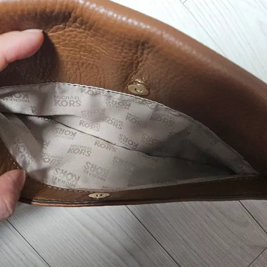 [BUNJANG] Michael Kors Brown Chain Shoulder Bag / 마이클코어스 브라운 체인 숄더백