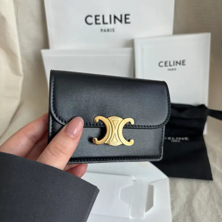 [BUNJANG] Celine Triomphe Shiny Calfskin Flap Card Wallet / (정품/새상품급) 셀린느 트리옹프 샤이니 카프스킨 플랩 카드 지갑