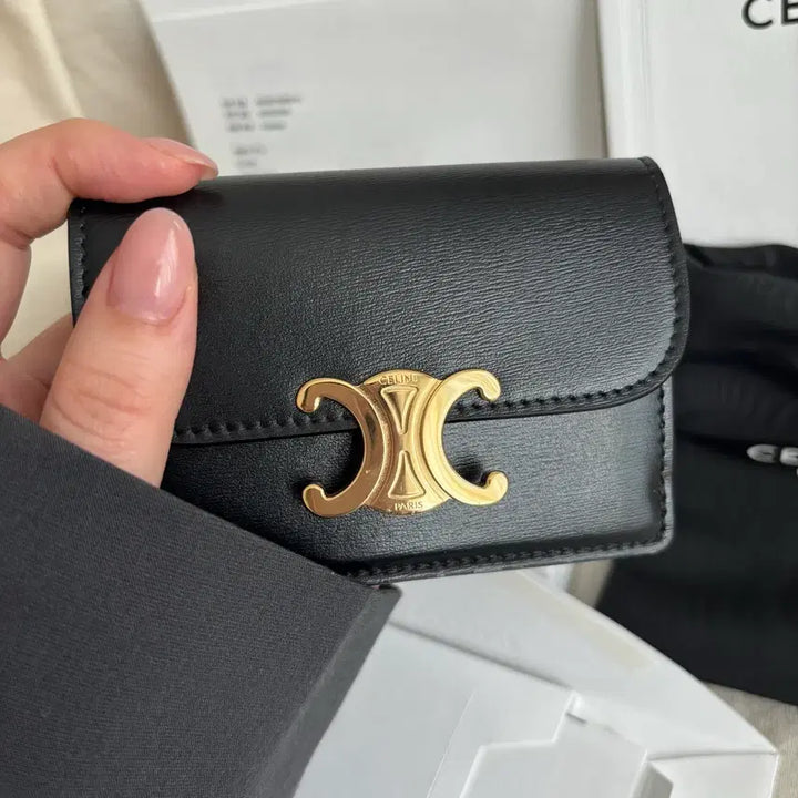 [BUNJANG] Celine Triomphe Shiny Calfskin Flap Card Wallet / (정품/새상품급) 셀린느 트리옹프 샤이니 카프스킨 플랩 카드 지갑