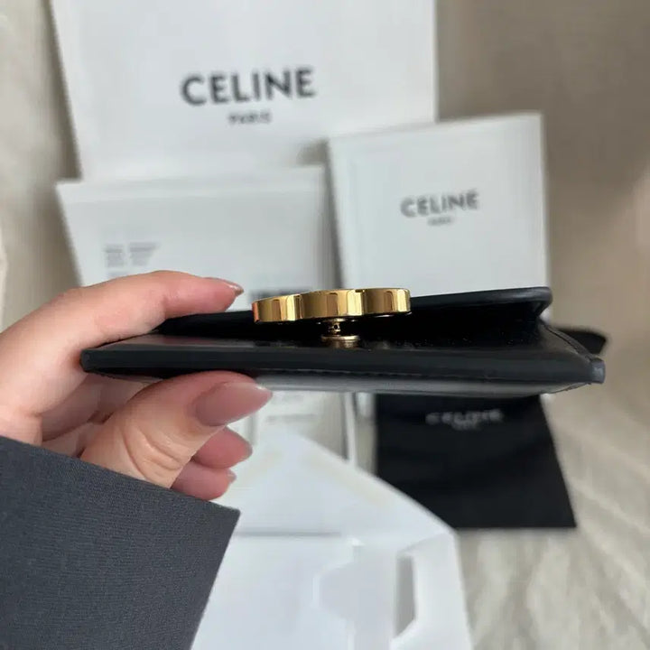 [BUNJANG] Celine Triomphe Shiny Calfskin Flap Card Wallet / (정품/새상품급) 셀린느 트리옹프 샤이니 카프스킨 플랩 카드 지갑