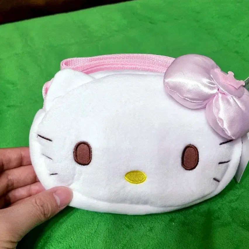 [BUNJANG] Sanrio Hello Kitty Mini Cross Bag / 산리오 2025 헬로키티 미니 크로스백