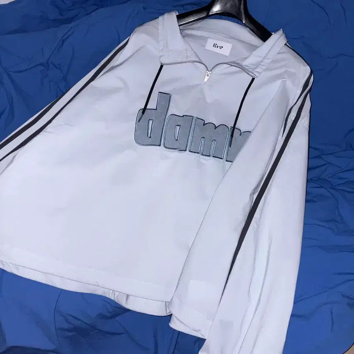 [BUNJANG] Eve Underbar Damn Zip-Up Hoodie / 급처)우타이테 Eve 언더블루 쿠지 damn 집업 판매합니다