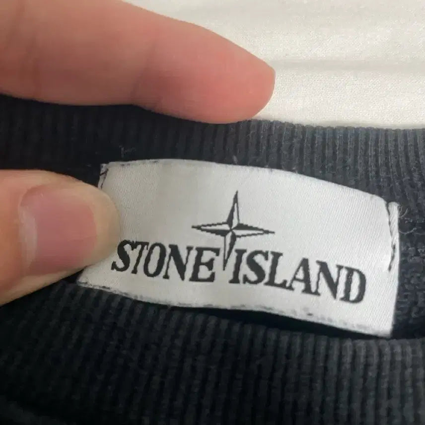 [BUNJANG] Stone Island Black Sweatshirt / 스톤아일랜드 블랙 맨투맨