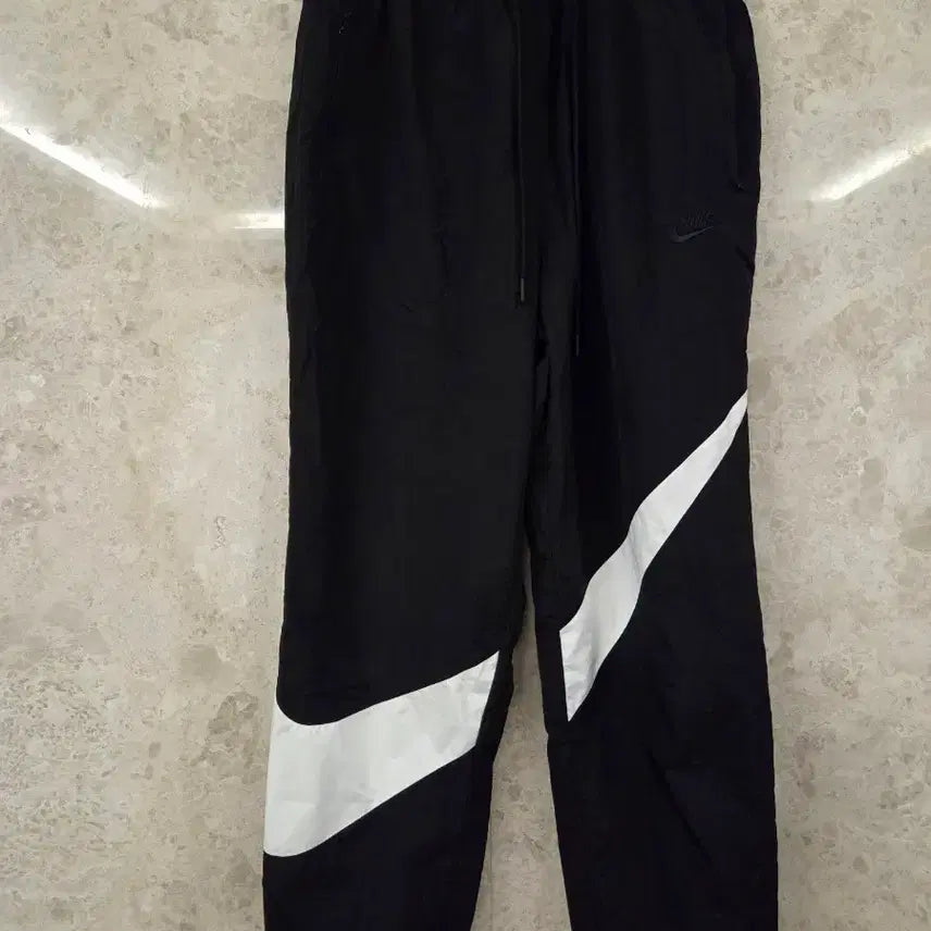 [BUNJANG] Nike Big Swoosh Woven Pants Black L / 나이키 빅스우시 우븐 팬츠 블랙 L