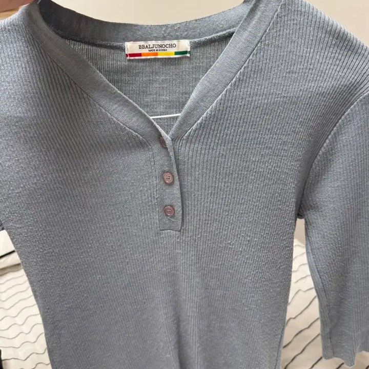 [BUNJANG] Ribbed Knit Sweater - Sky Blue / 여리여리한 하늘색 골지 니트