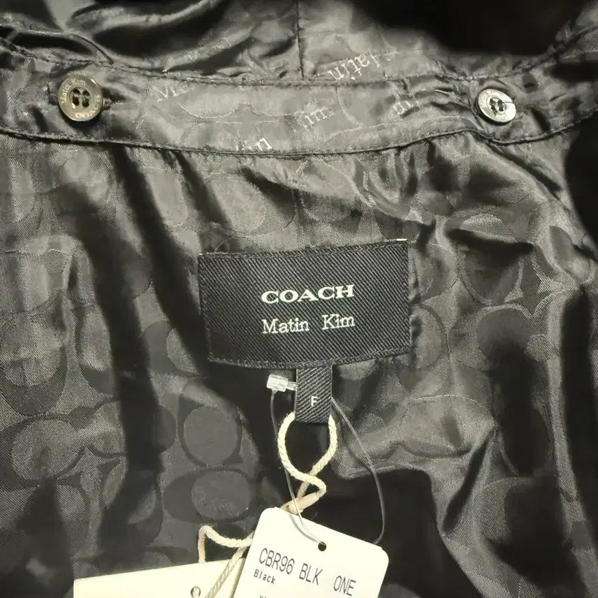 [BUNJANG] Coach Matin Kim Coated Hooded Jumper / 코치 마뗑킴 코팅 후드 점퍼 블랙