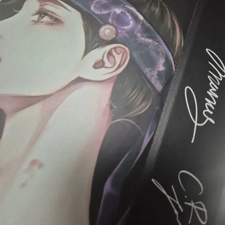 [BUNJANG] Gwiya-gok Binder + Postcard Set / 귀야곡 바인더 + 엽서 세트  하자 사진참고